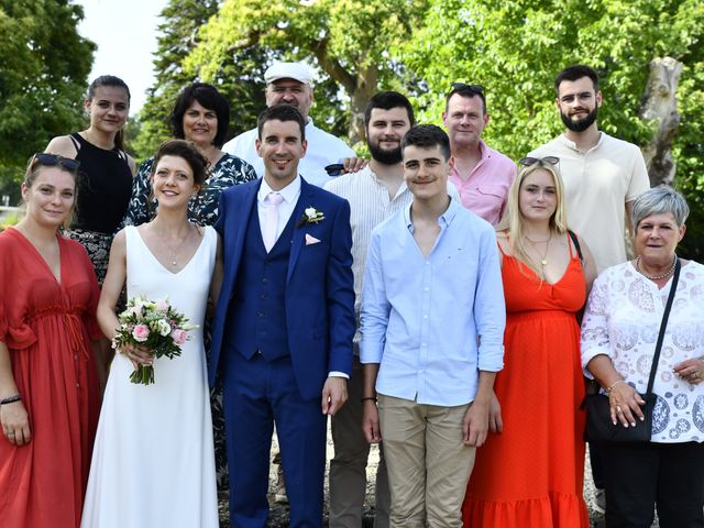 Le mariage de Noemie et Valentin à Rom, Deux-Sèvres 51