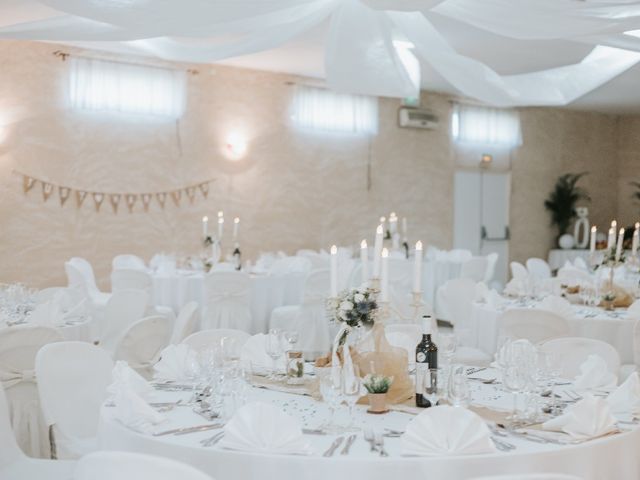 Le mariage de Mickael et Cecile à Châteauneuf-lès-Martigues, Bouches-du-Rhône 4