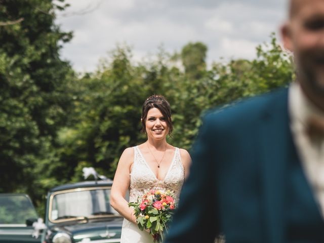 Le mariage de Maël  et Julie à Saint-Yvy, Finistère 16