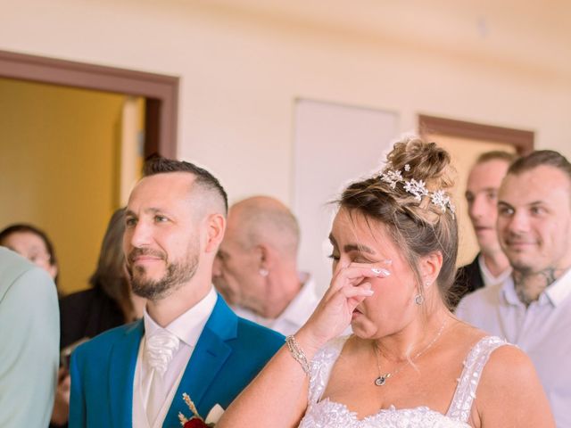 Le mariage de Jerome et Amelie à Vendoeuvres, Indre 10