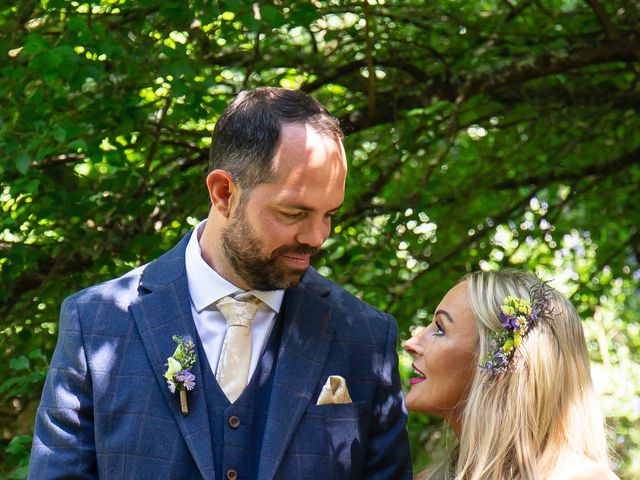 Le mariage de Natalie et Justin à Benest, Charente 26