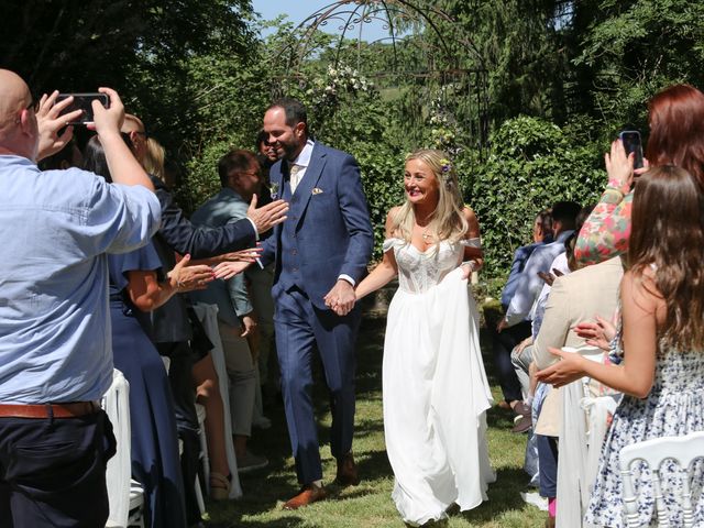 Le mariage de Natalie et Justin à Benest, Charente 32