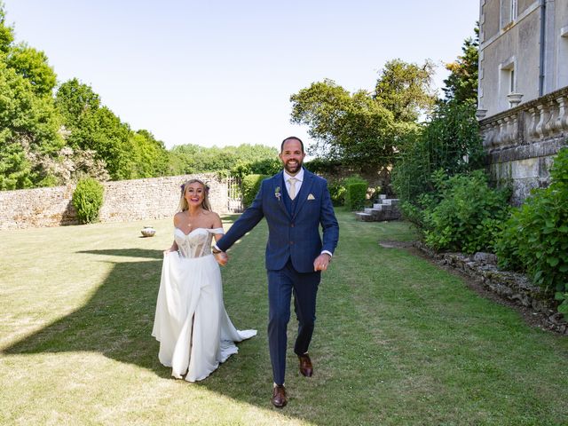 Le mariage de Natalie et Justin à Benest, Charente 42