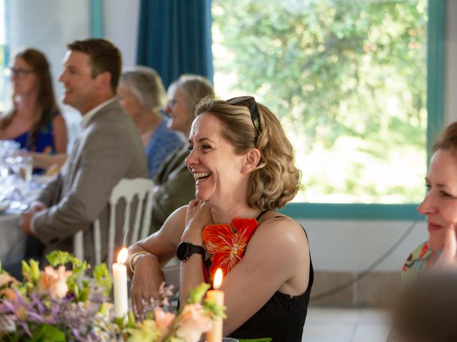 Le mariage de Natalie et Justin à Benest, Charente 61