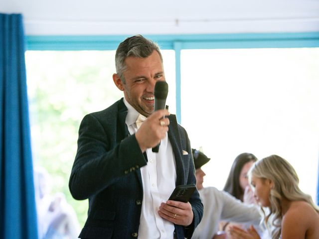Le mariage de Natalie et Justin à Benest, Charente 65