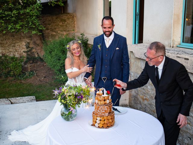 Le mariage de Natalie et Justin à Benest, Charente 73