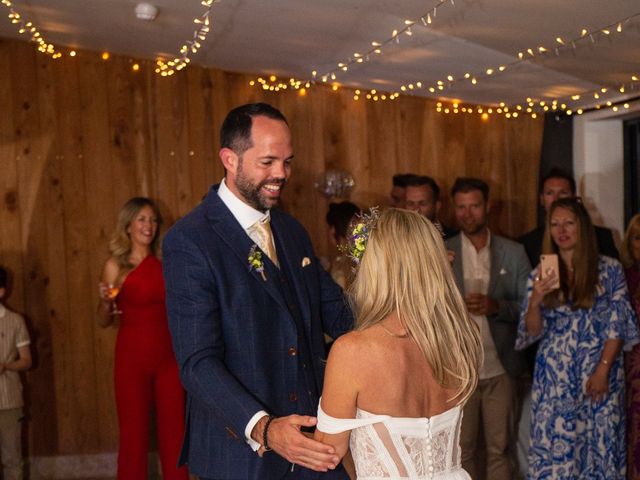 Le mariage de Natalie et Justin à Benest, Charente 77