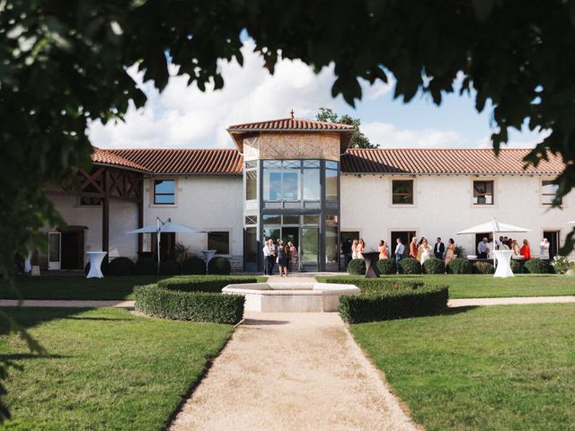 Le mariage de Giuliano et Emmanuelle à Marlieux, Ain 2