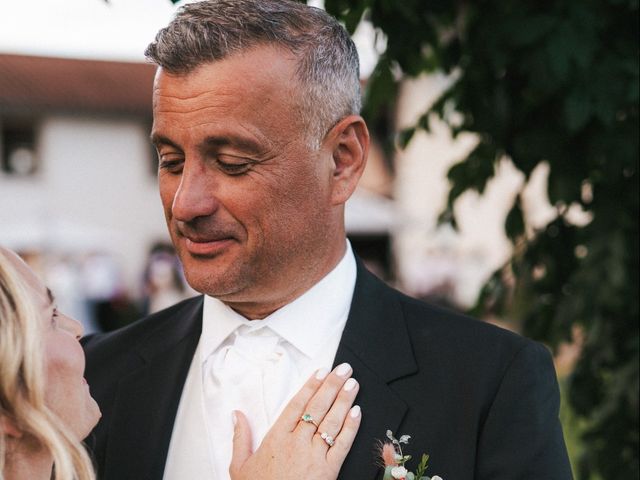 Le mariage de Giuliano et Emmanuelle à Marlieux, Ain 12