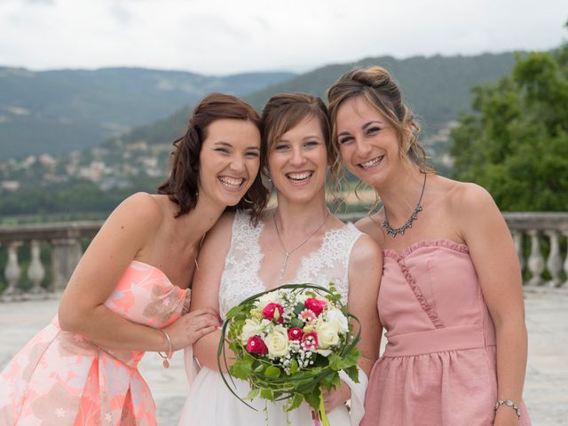 Le mariage de Loïc et Clothilde à Saint-Clair, Ardèche 25