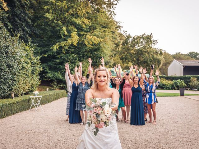 Le mariage de Nicolas et Laura à Tournan-en-Brie, Seine-et-Marne 110