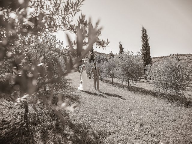 Le mariage de Julian et Léna à Limoux, Aude 39