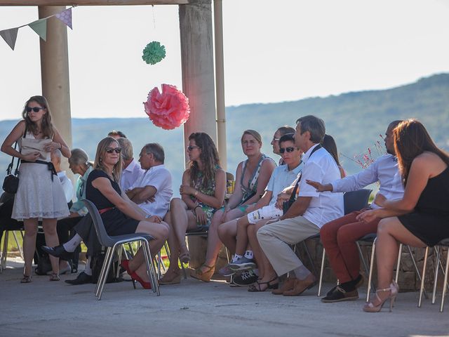 Le mariage de Julian et Léna à Limoux, Aude 45