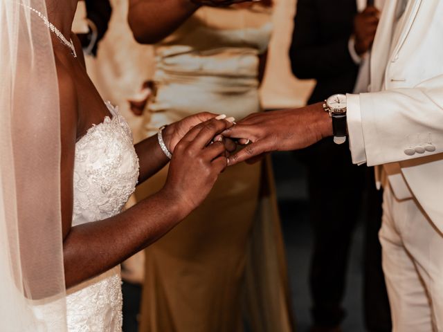 Le mariage de Ntondo et Naomie à Montereau, Loiret 56