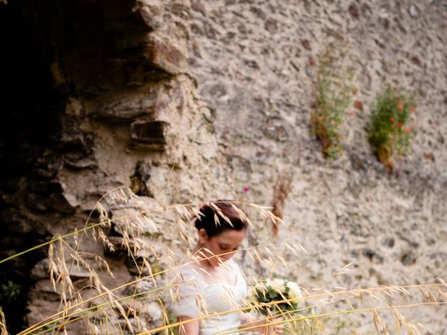 Le mariage de Sébastien et Laura à Liré, Maine et Loire 1