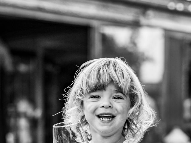 Le mariage de Frédéric et Sandra à Sainte-Cécile-les-Vignes, Vaucluse 14