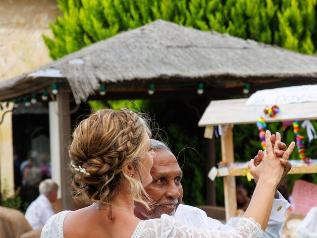 Le mariage de David et Delphine à Génissac, Gironde 25