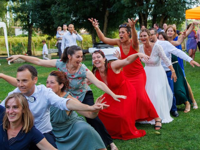 Le mariage de David et Delphine à Génissac, Gironde 31