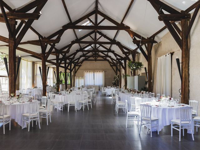 Le mariage de Julien et Anne à Vienne-en-Arthies, Val-d'Oise 4