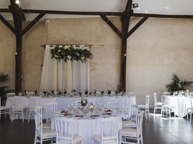 Le mariage de Julien et Anne à Vienne-en-Arthies, Val-d'Oise 5