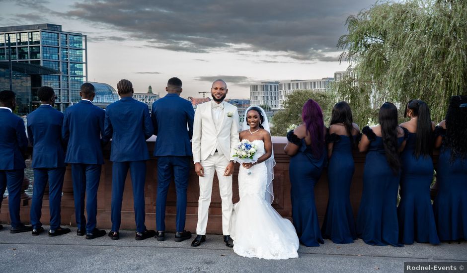 Le mariage de Ntondo et Naomie à Montereau, Loiret
