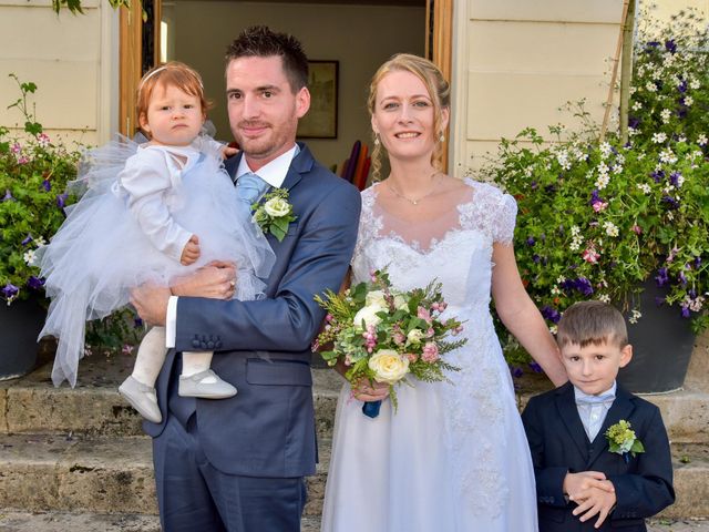 Le mariage de Sébastien et Lucie  à Trilport, Seine-et-Marne 24