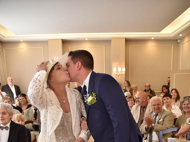 Le mariage de Florent et Mélodie à Savigny-sur-Orge, Essonne 34