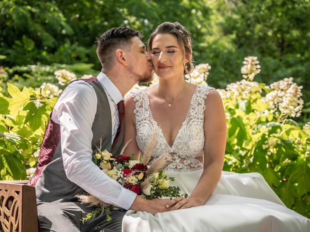 Le mariage de Geoffray  et Ophélie  à Saint-Jean-d&apos;Illac, Gironde 21