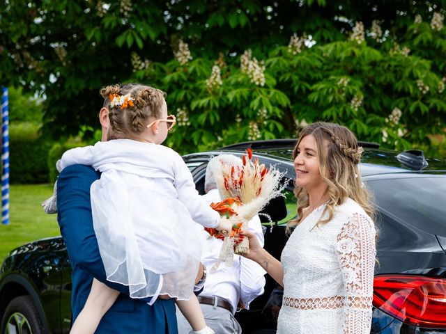 Le mariage de Dylan et Estelle à Changé, Mayenne 5