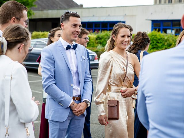 Le mariage de Dylan et Estelle à Changé, Mayenne 8