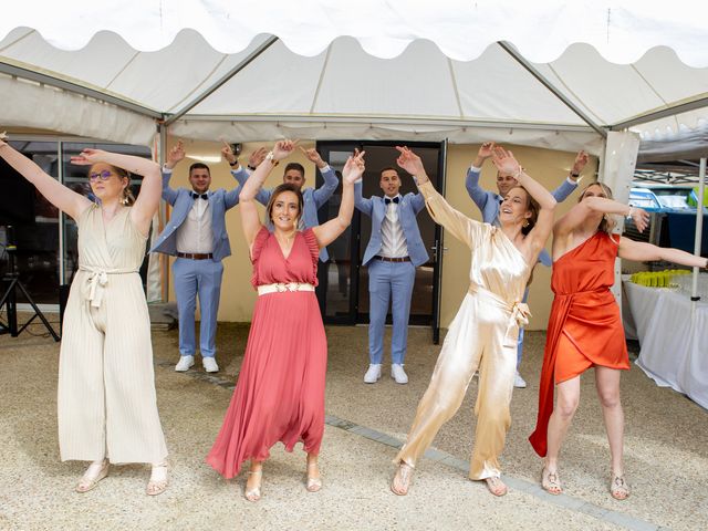 Le mariage de Dylan et Estelle à Changé, Mayenne 78