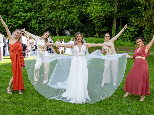 Le mariage de Dylan et Estelle à Changé, Mayenne 98