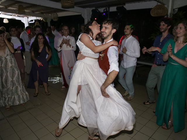 Le mariage de Sylvain et Sophie à Petite-Île, La Réunion 23