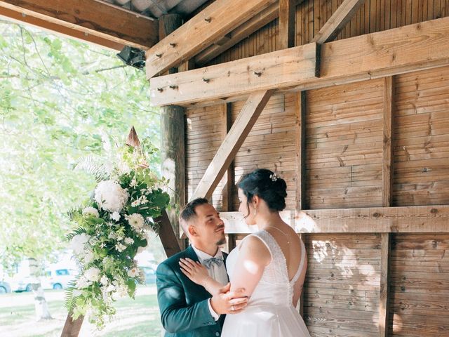 Le mariage de Benjamin et Tatianna à Arcomps, Cher 59