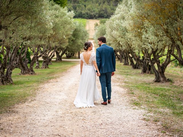 Le mariage de Thibaut et Cécile à Pertuis, Vaucluse 6