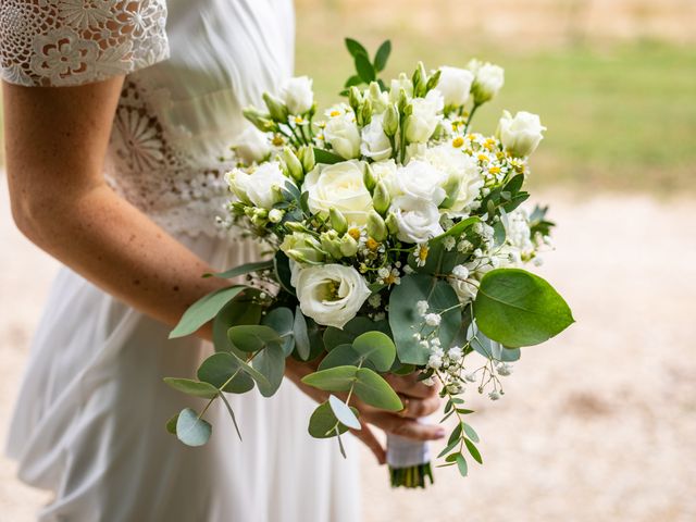 Le mariage de Thibaut et Cécile à Pertuis, Vaucluse 7