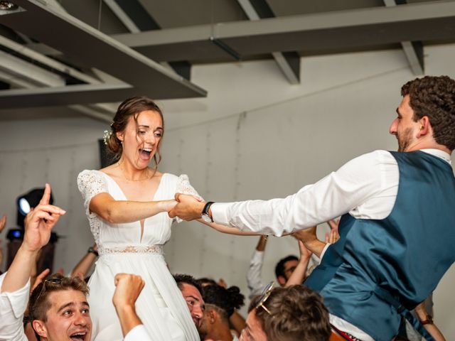 Le mariage de Thibaut et Cécile à Pertuis, Vaucluse 33