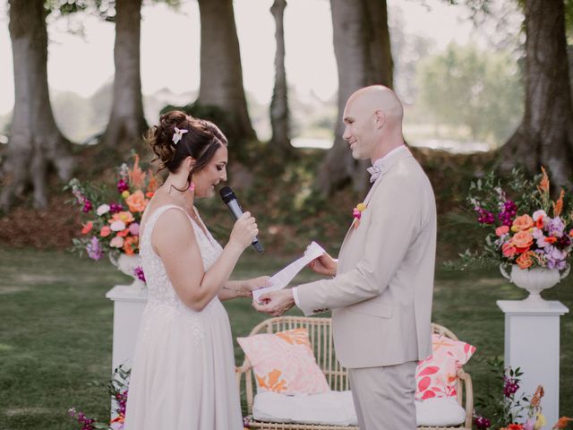 Le mariage de Florent et Coralie à Saint-Clair-sur-les-Monts, Seine-Maritime 32