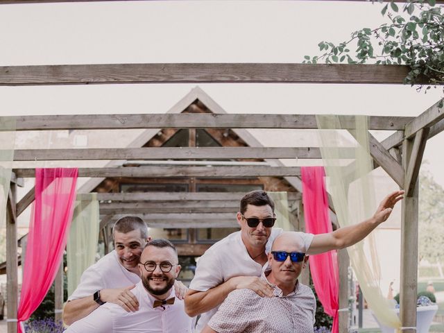 Le mariage de Florent et Coralie à Saint-Clair-sur-les-Monts, Seine-Maritime 54