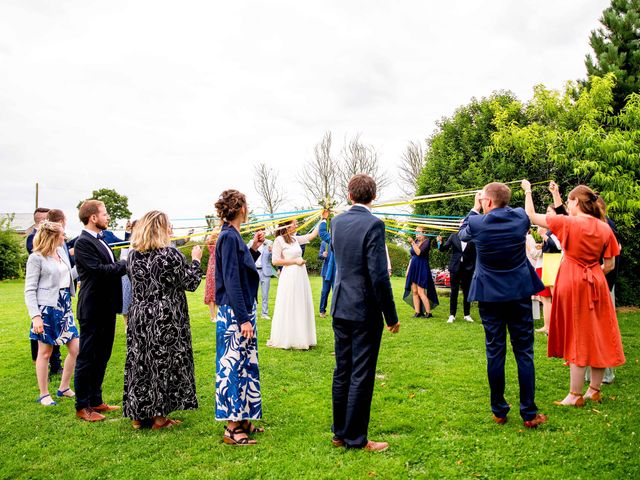 Le mariage de Kévin et Camille à Mont-Dol, Ille et Vilaine 58