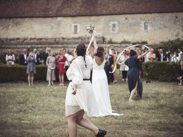 Le mariage de Emma et Laurian à Bourges, Cher 12