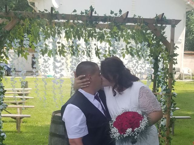 Le mariage de William et Brenda à Gaillan-en-Médoc, Gironde 18