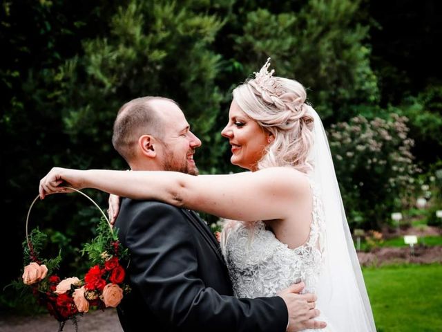 Le mariage de  Aurélien  et Marie-line à Caen, Calvados 1