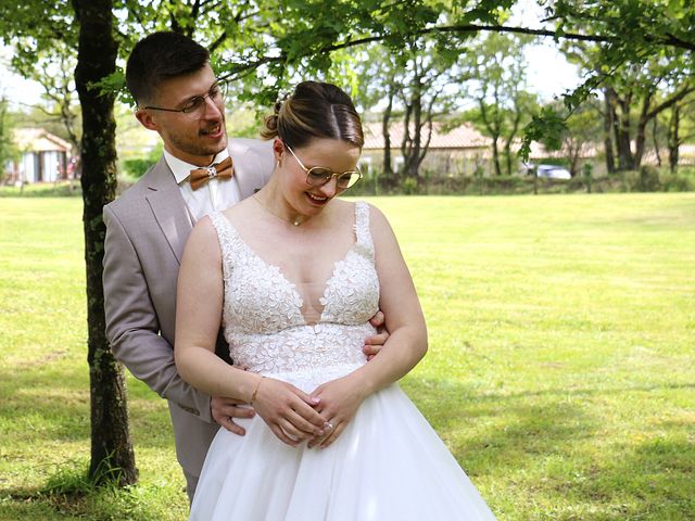 Le mariage de Nicolas et Laura à La Chapelle-Hermier, Vendée 15