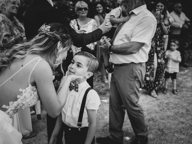 Le mariage de Loic et Claire à Saint-Zacharie, Var 16