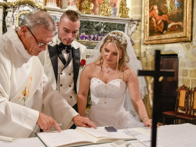 Le mariage de Fabien et Andréa à Pertuis, Vaucluse 25