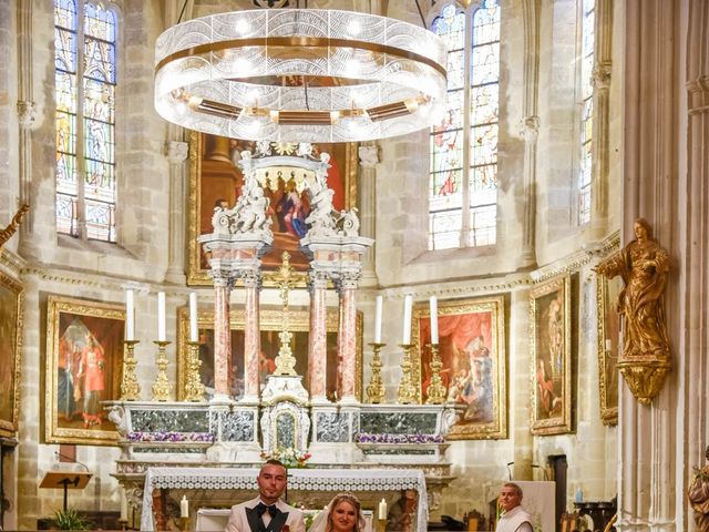 Le mariage de Fabien et Andréa à Pertuis, Vaucluse 27