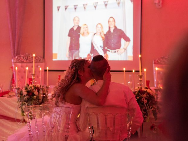 Le mariage de Fabien et Andréa à Pertuis, Vaucluse 57