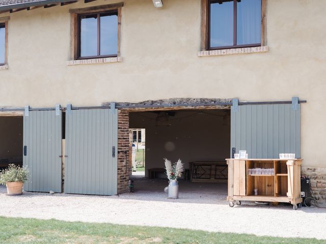 Le mariage de Adrien et Valentine à Sandrans, Ain 10