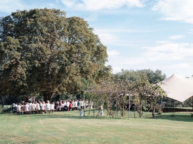 Le mariage de Adrien et Valentine à Sandrans, Ain 30